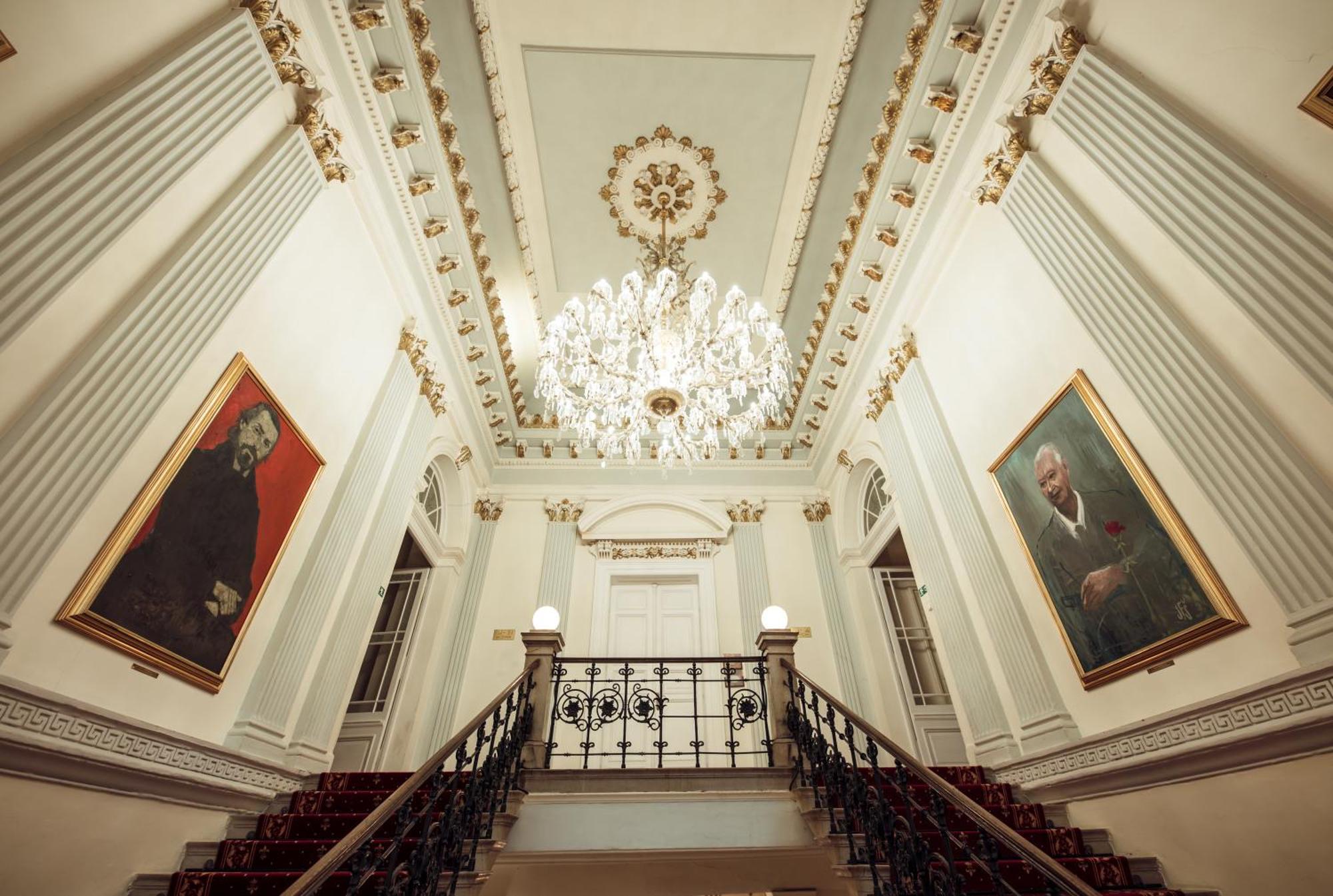 Hotel Kastiel Mojmírovce Zewnętrze zdjęcie