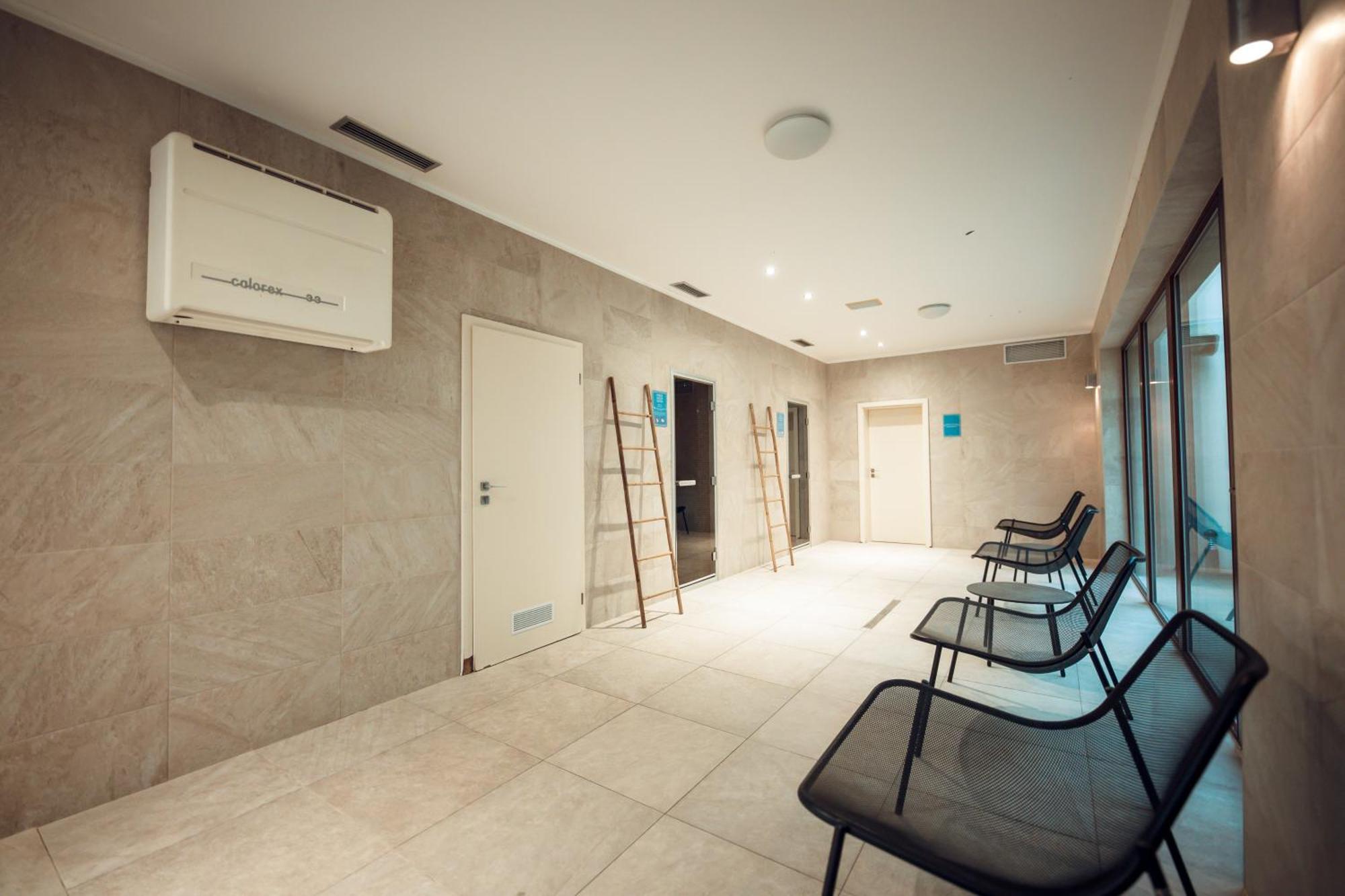 Hotel Kastiel Mojmírovce Zewnętrze zdjęcie