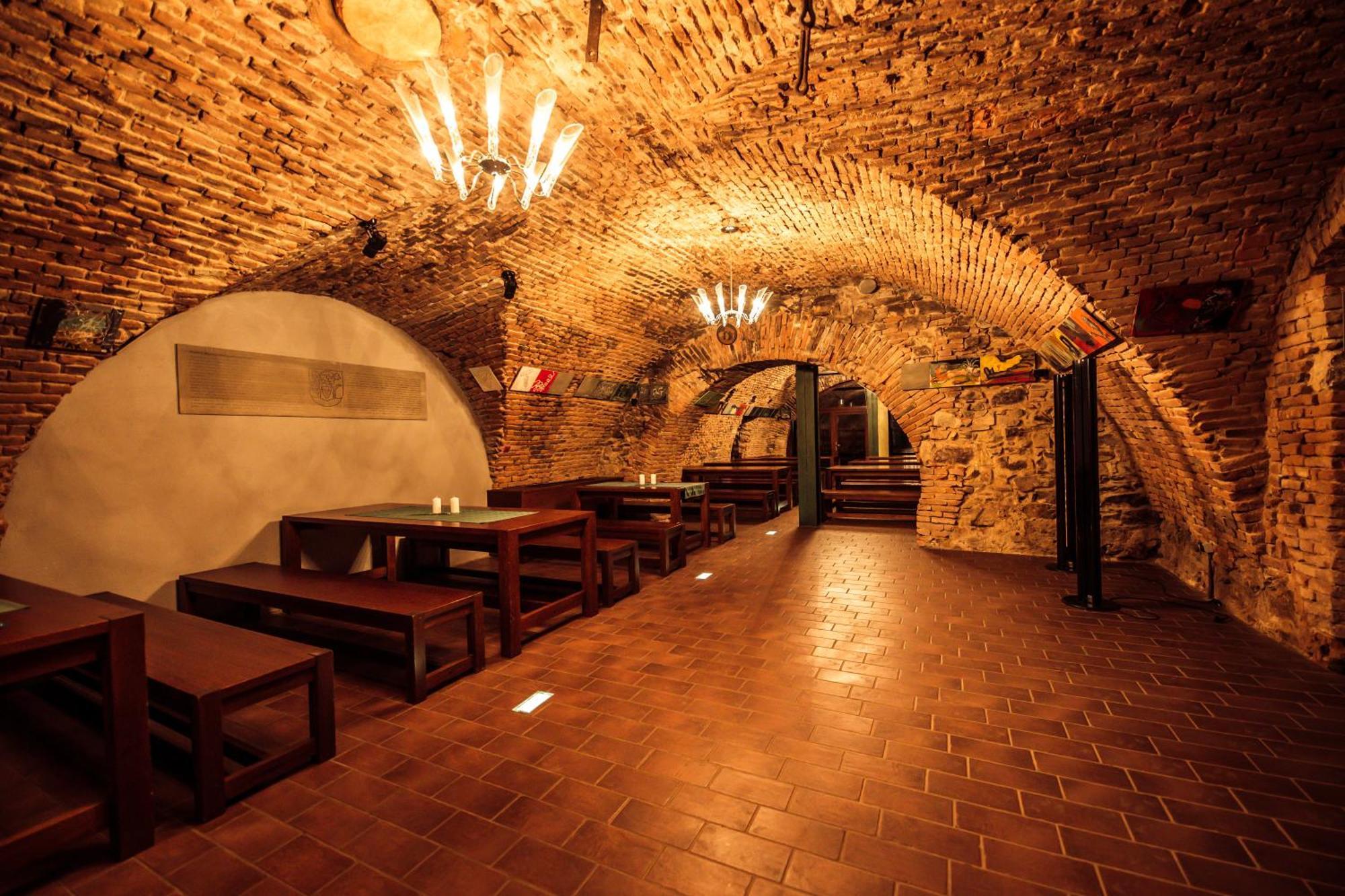 Hotel Kastiel Mojmírovce Zewnętrze zdjęcie