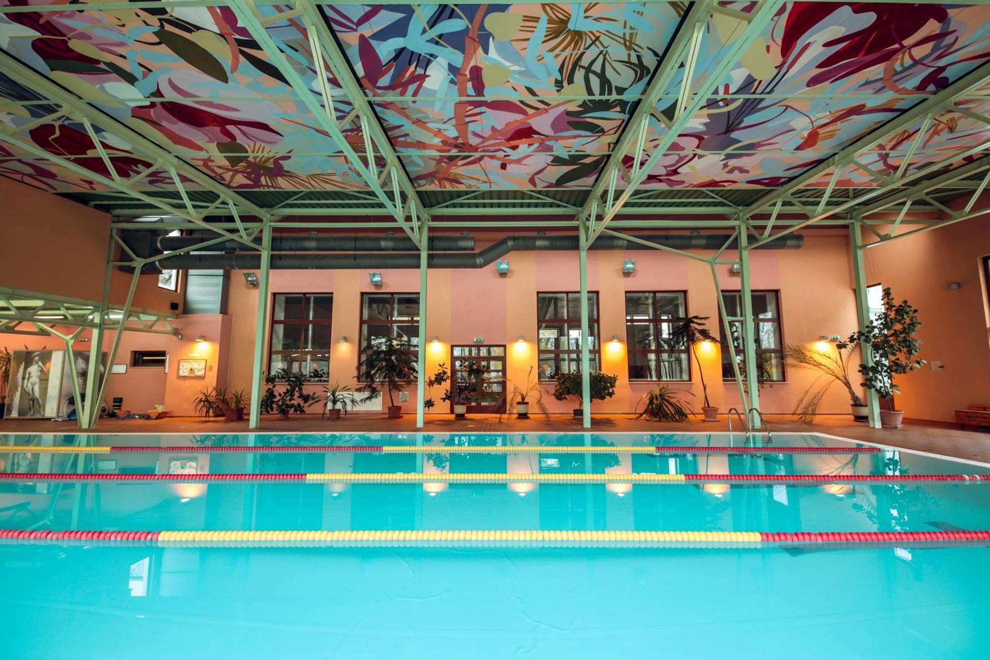 Hotel Kastiel Mojmírovce Zewnętrze zdjęcie