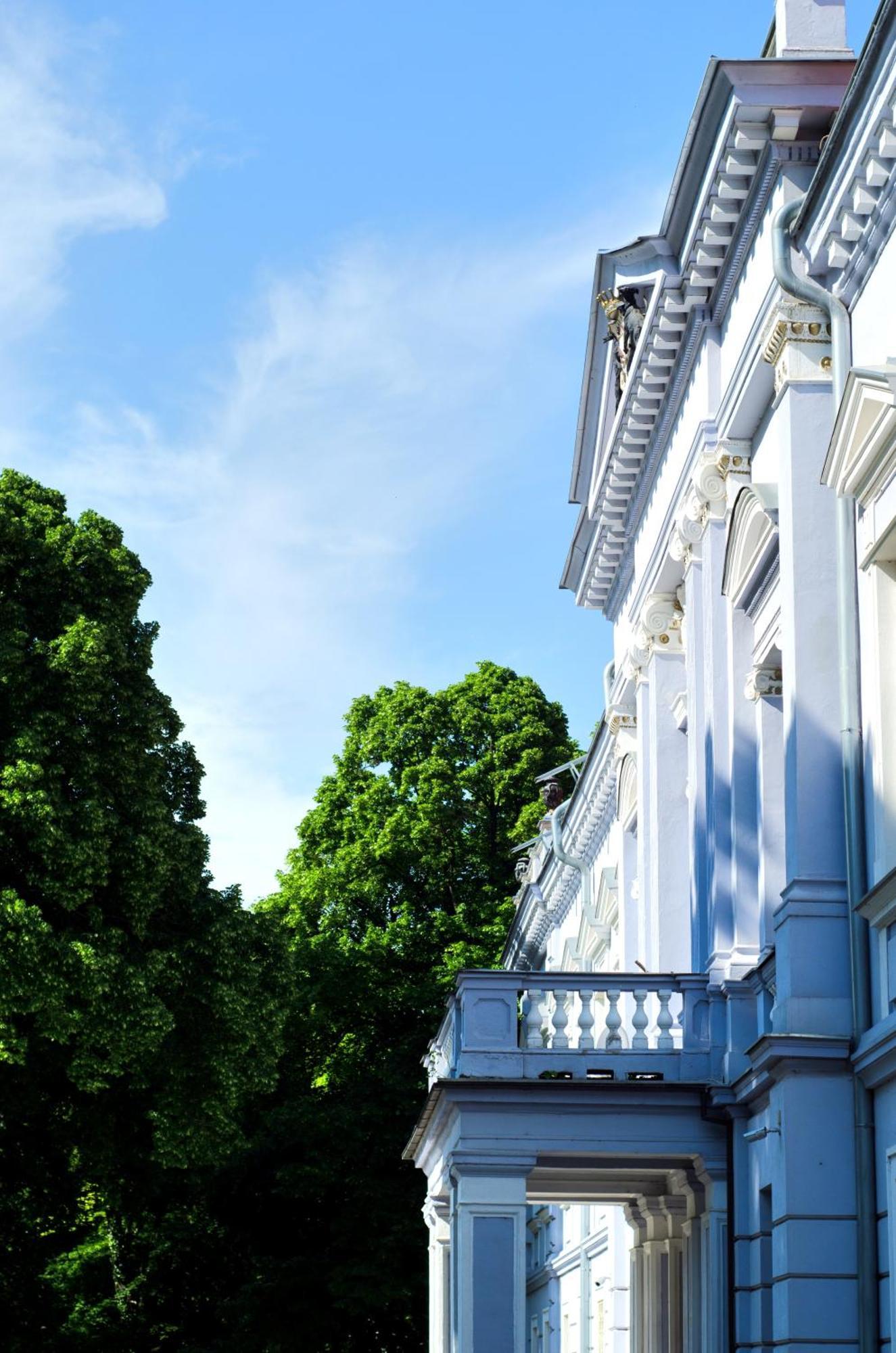 Hotel Kastiel Mojmírovce Zewnętrze zdjęcie
